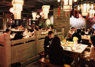 在洪崖洞吃朝天門火鍋是種什么體驗？