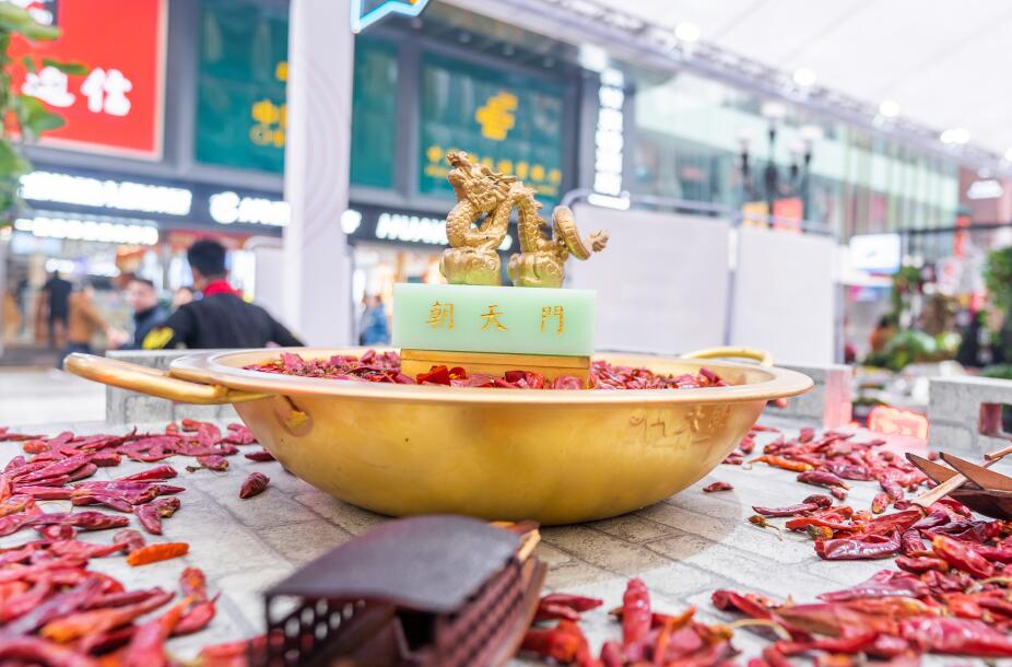 哈密開火鍋加盟店如何經(jīng)營？怎么管理？