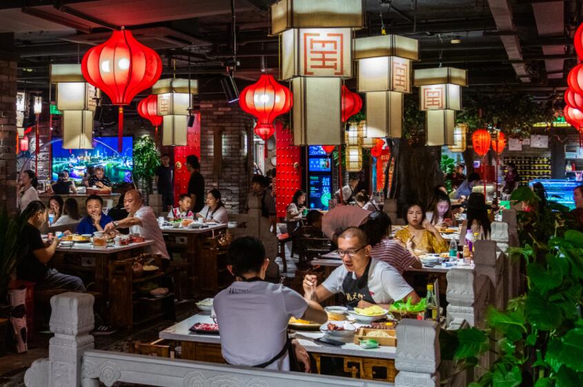 青銅峽開火鍋加盟店有哪些地方優(yōu)勢？