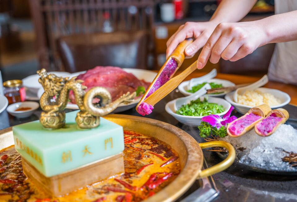 郴州開(kāi)火鍋加盟店如何降低開(kāi)店風(fēng)險(xiǎn)？