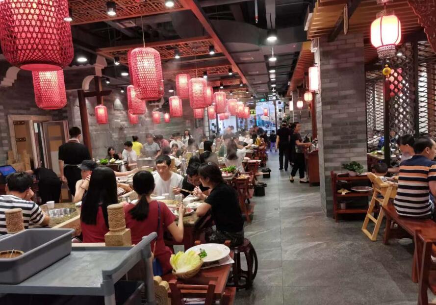 松滋開火鍋加盟店如何經(jīng)營才火？