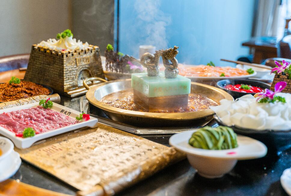 為什么越來(lái)越多的火鍋店開始采用明檔廚房？