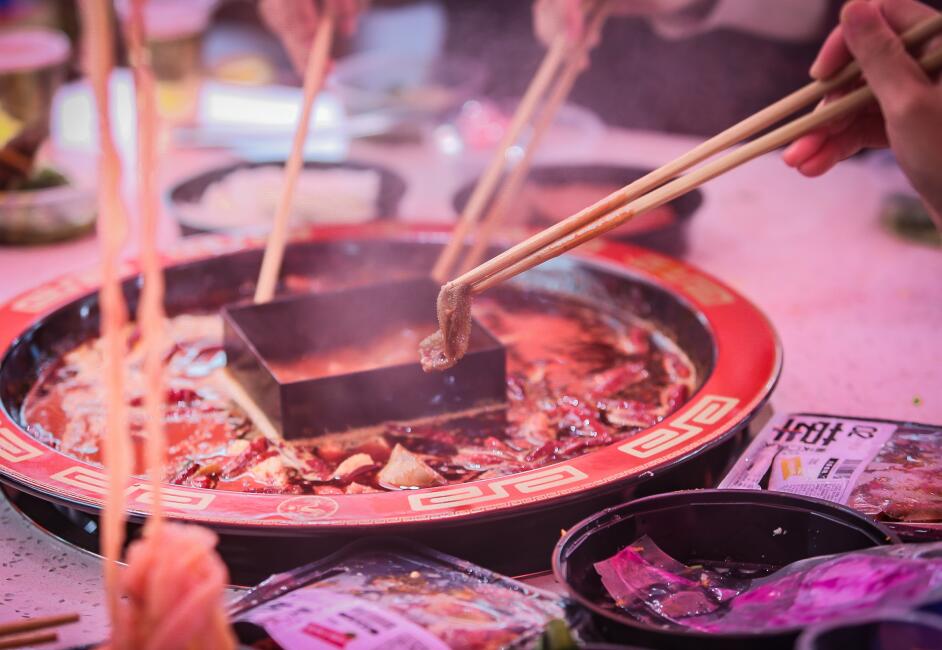 吉林開火鍋加盟店，經(jīng)營的時(shí)候需要注意什么？