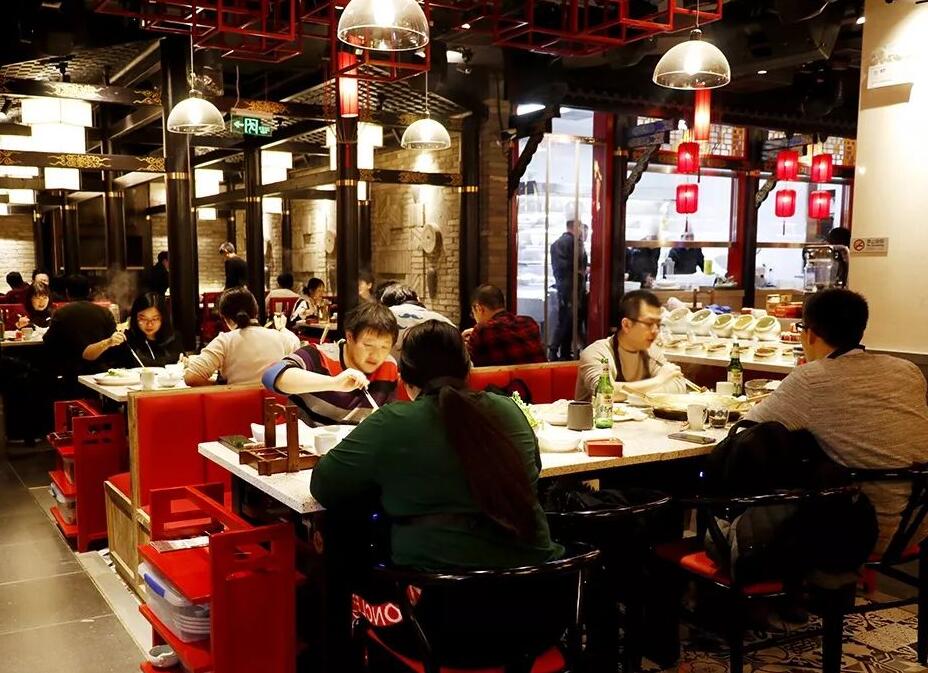 新開(kāi)的重慶火鍋店沒(méi)人光顧？這樣擺盤人氣高漲！