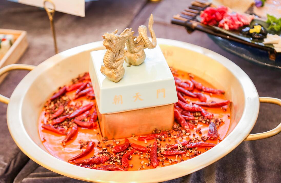 泊頭開火鍋加盟店，怎樣管理前廳和后廚？