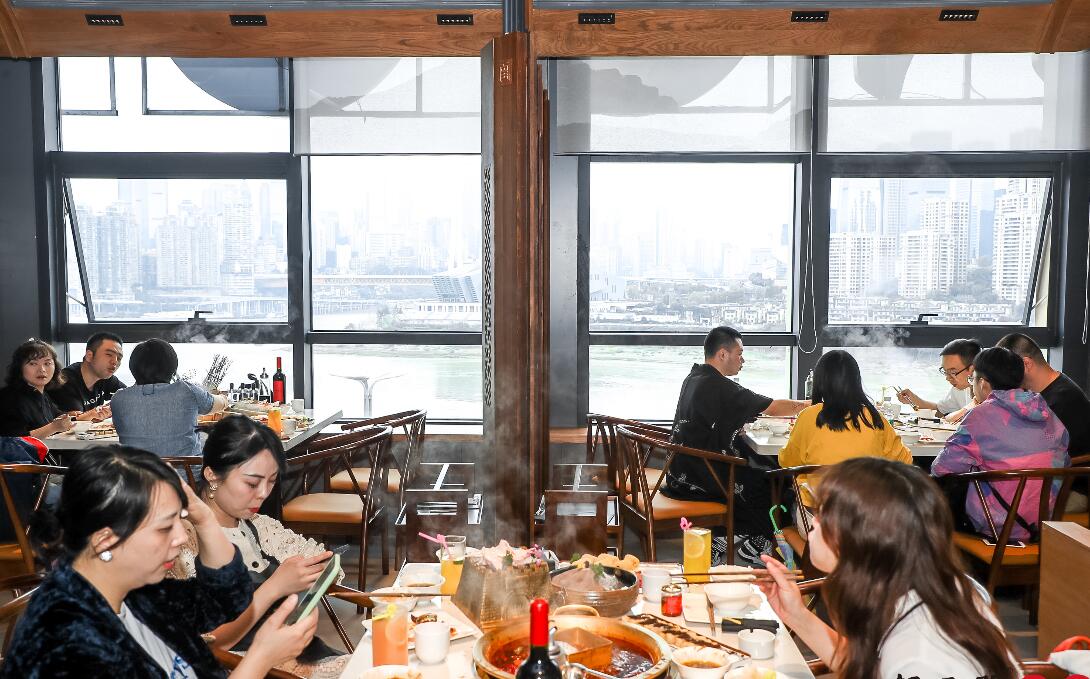 大同開(kāi)火鍋加盟店，需要聘請(qǐng)多少員工？
