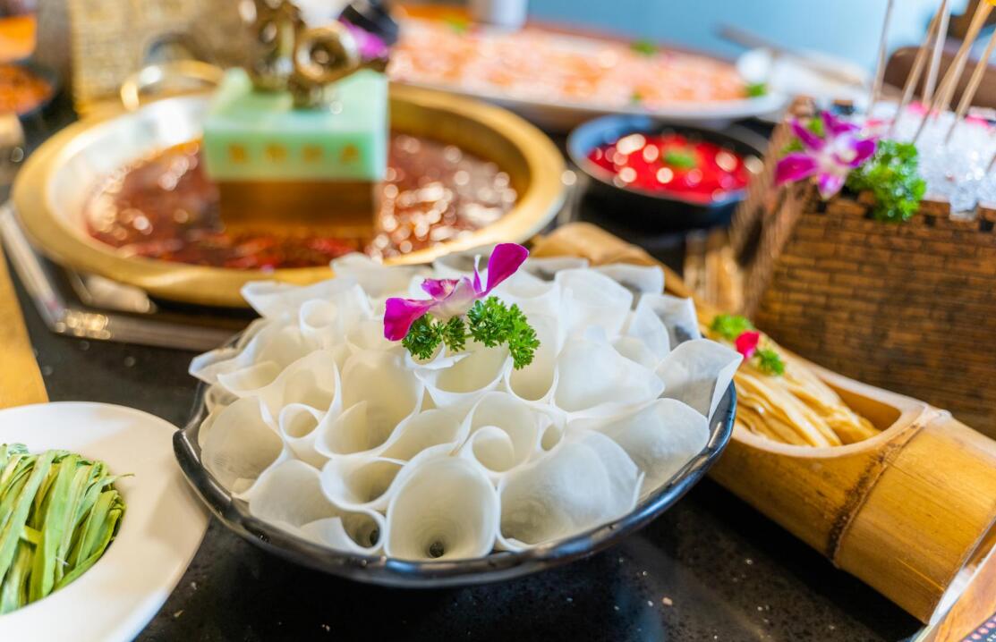 尚志開(kāi)火鍋加盟店，如何擴(kuò)大消費(fèi)群體？