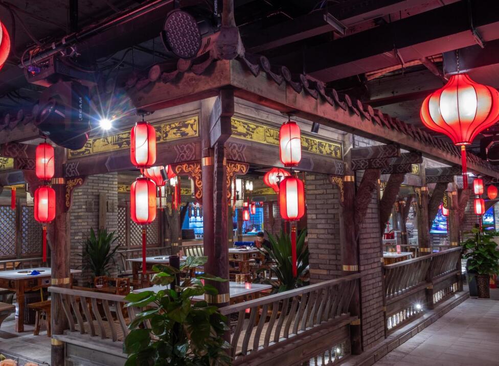 火鍋加盟店有哪些服務(wù)禮儀？一起學(xué)起來！