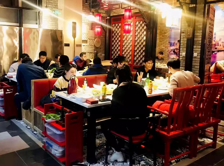 加盟朝天門火鍋怎么樣？全能型品牌中心助你引流！
