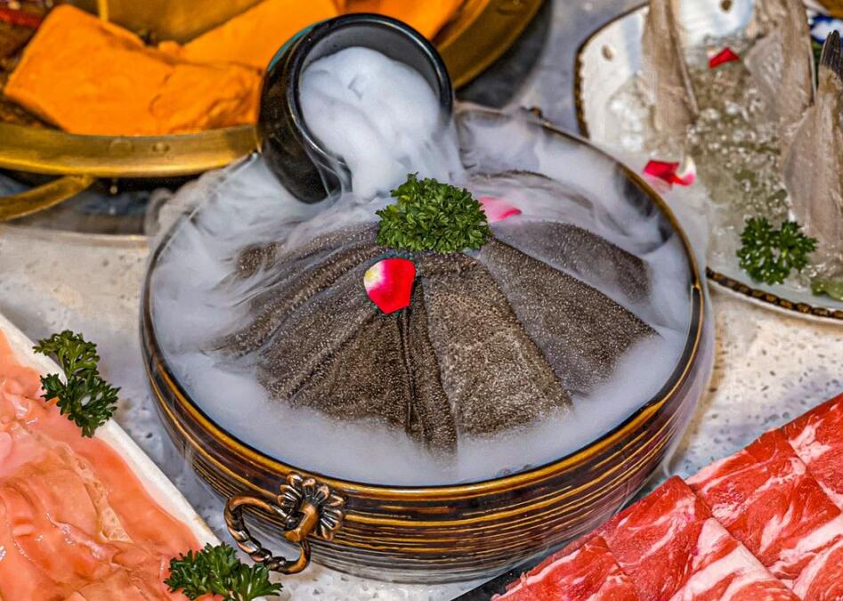 重慶人吃火鍋對(duì)毛肚有多情有獨(dú)鐘？