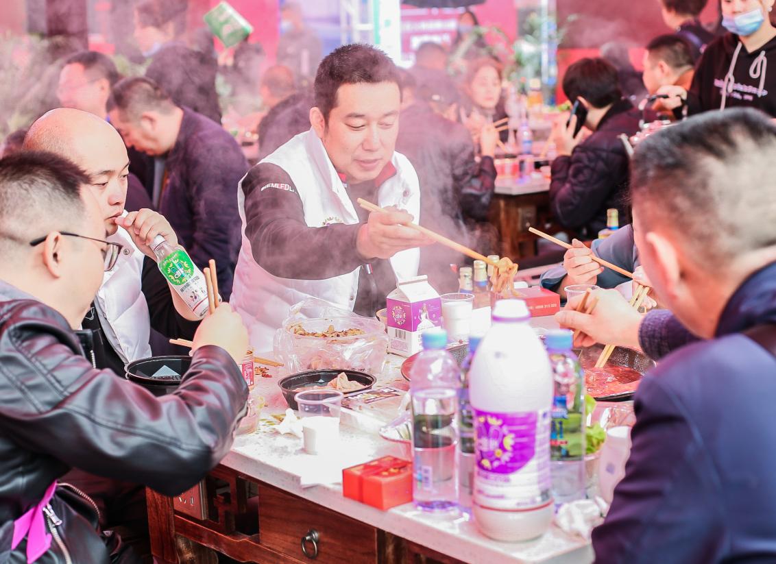 開火鍋店竟有這些問題，80％的人都忽視了！