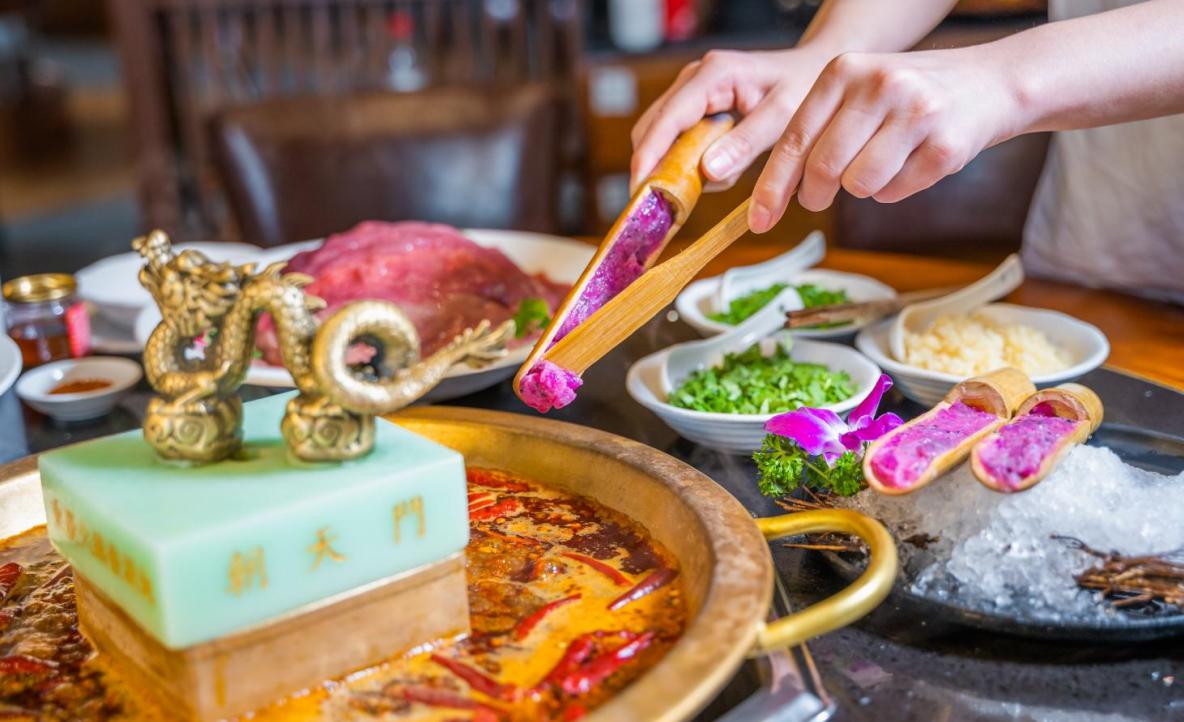 不同的餐飲店如何選擇經(jīng)營模式？