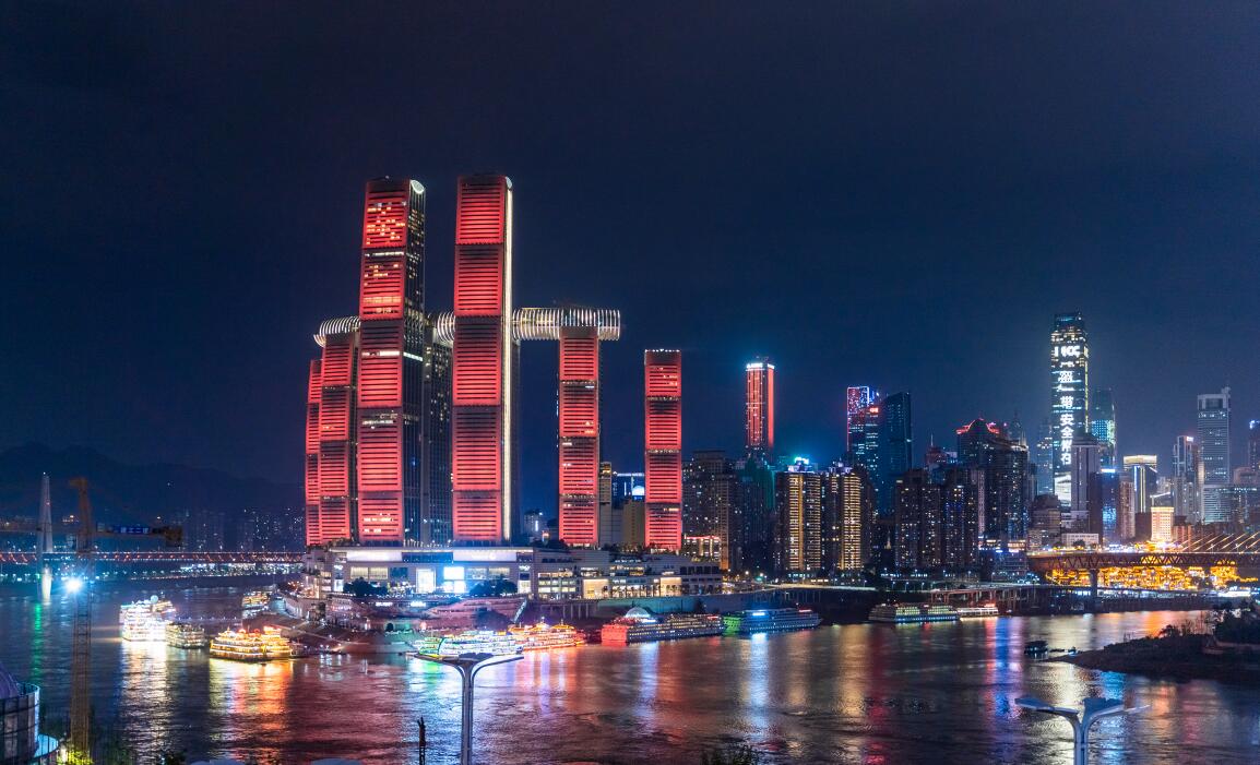 被朋友圈贊爆的朝天門旅游攻略！風(fēng)景奇幻重慶火鍋超贊！