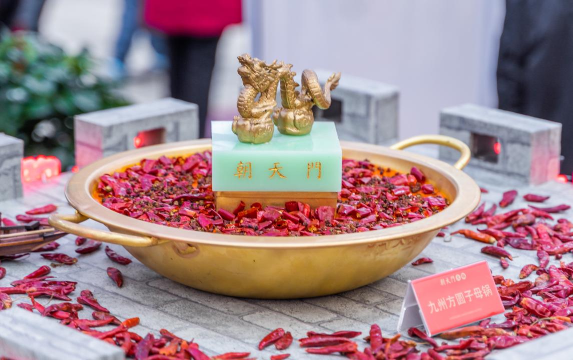 長江索道旅游打卡攻略，體驗飛躍長江，品嘗重慶火鍋！