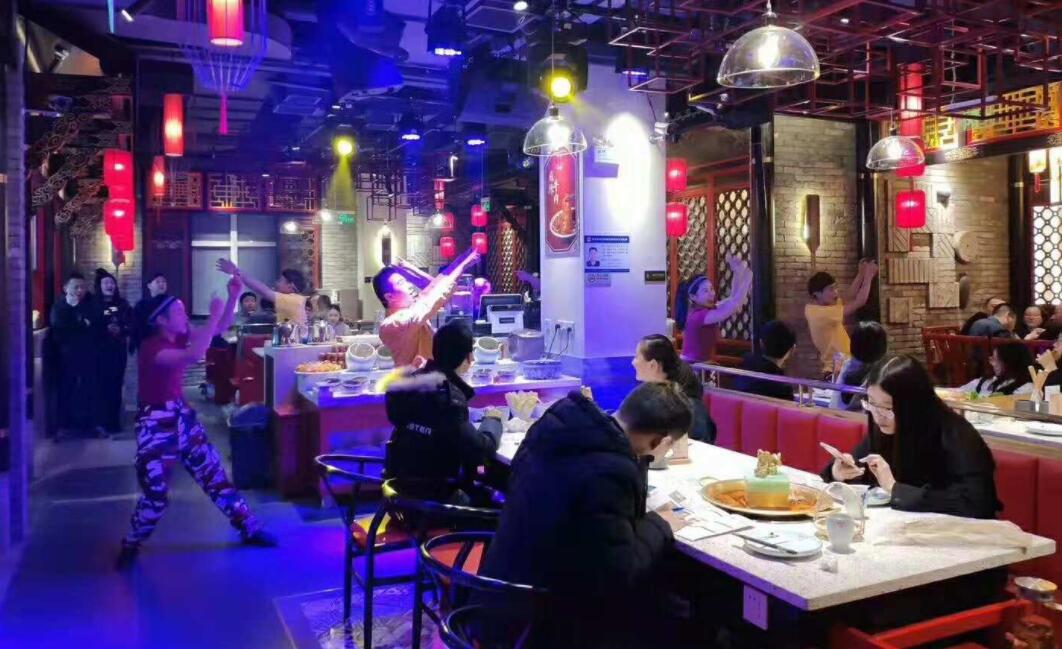 導(dǎo)致餐飲店倒閉的五個(gè)大坑，分享慘痛經(jīng)歷！