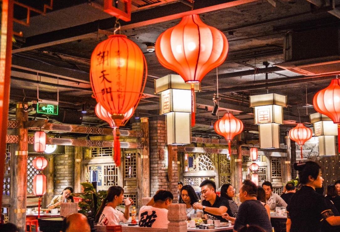 哪些人最?lèi)?ài)吃火鍋？盯緊這四類(lèi)，不愁火鍋店沒(méi)生意！
