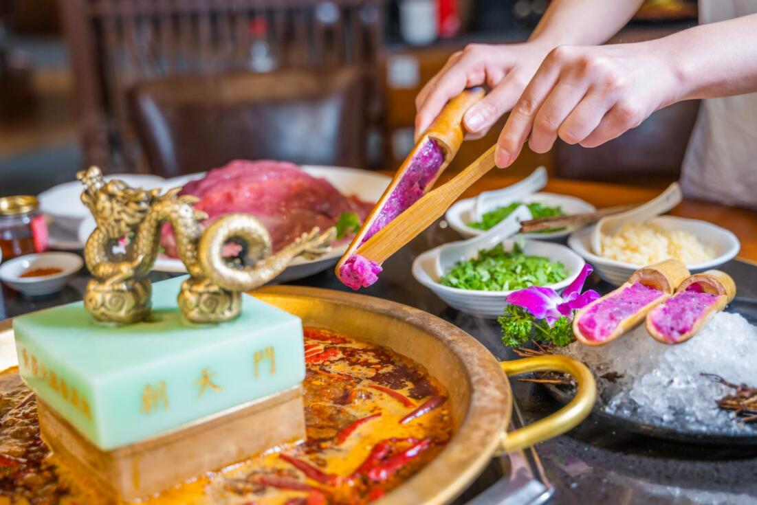 火鍋市場(chǎng)下沉，瞄準(zhǔn)小城市，抓住大商機(jī)！
