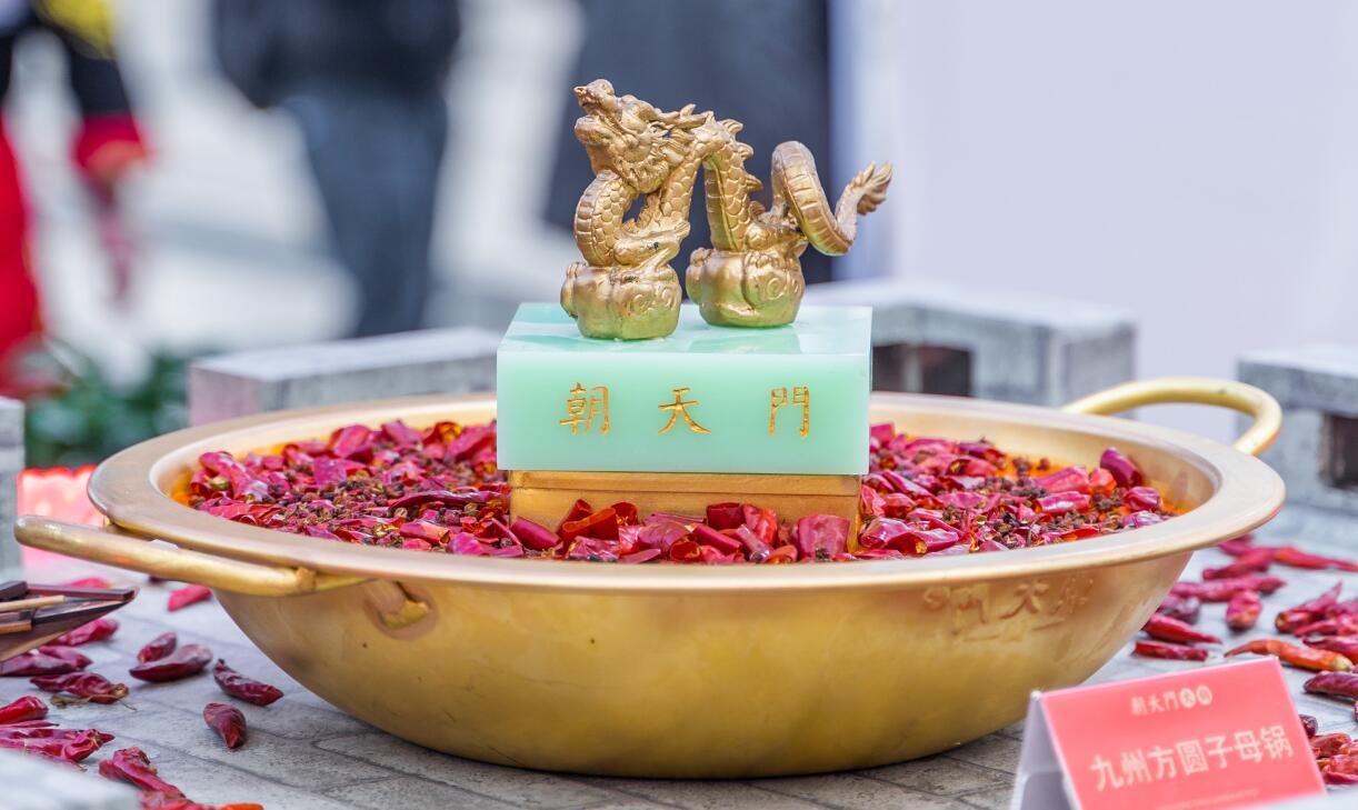 當鹵肥腸預見火鍋，雙重美味，引爆火鍋店生意！