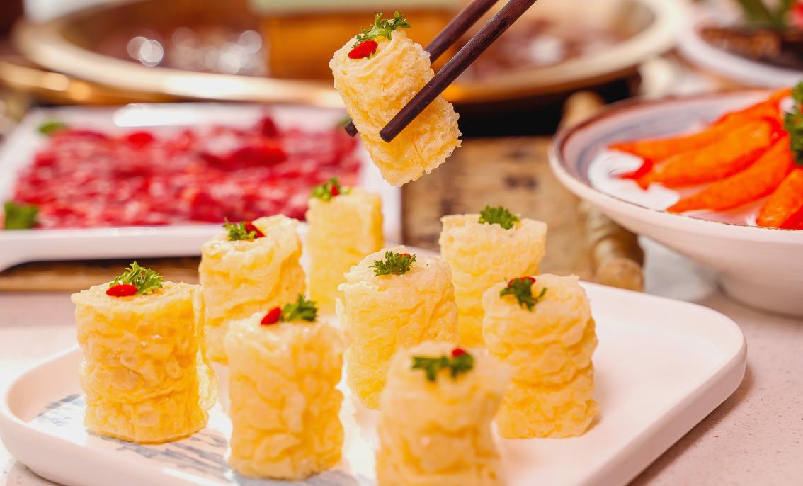 正宗重慶火鍋店，必備的五道素菜品，第一道就是必備！