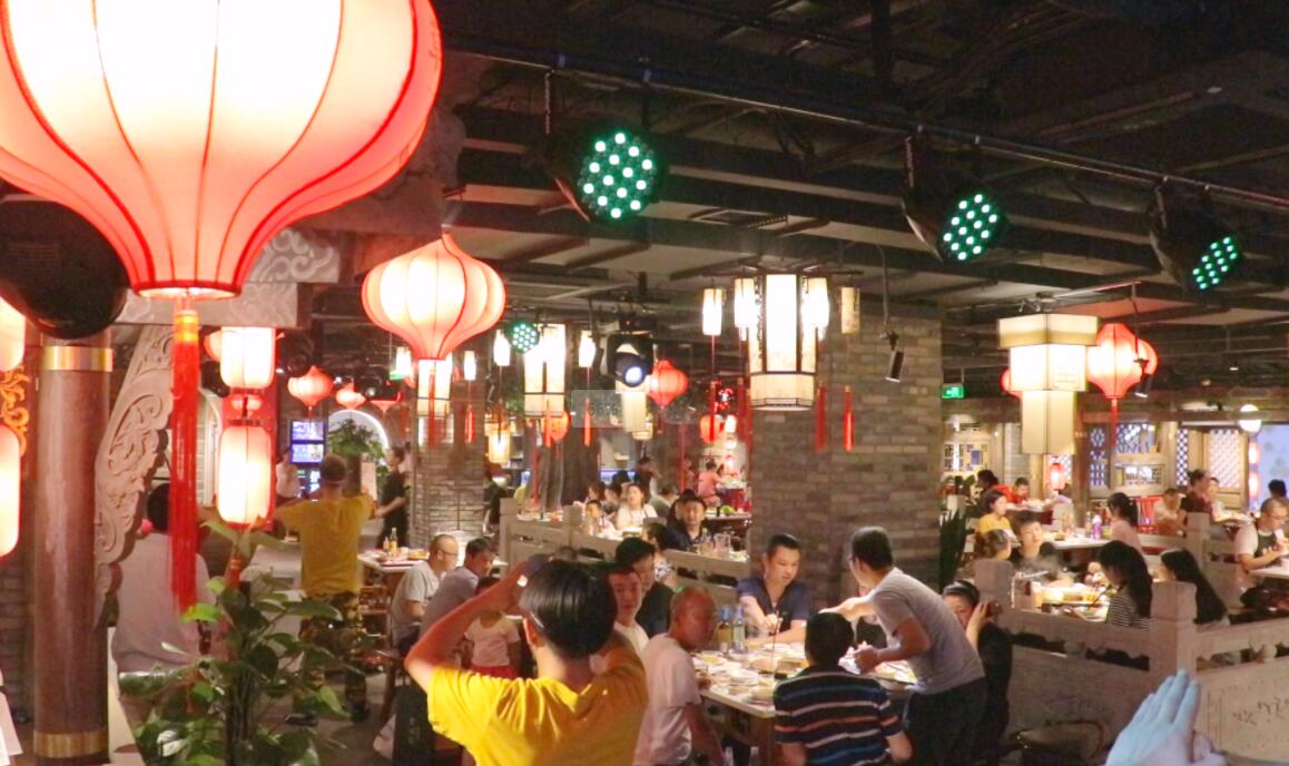 重慶火鍋加盟店，秋冬推薦菜品，生意全靠它！
